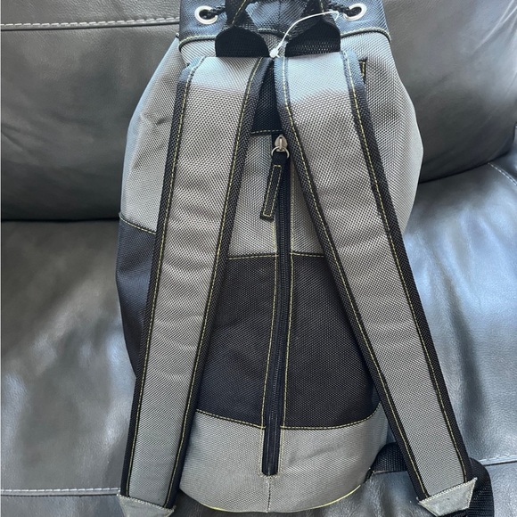 Stylish Gray and Black Men's Backpack - Picture 2 of 6